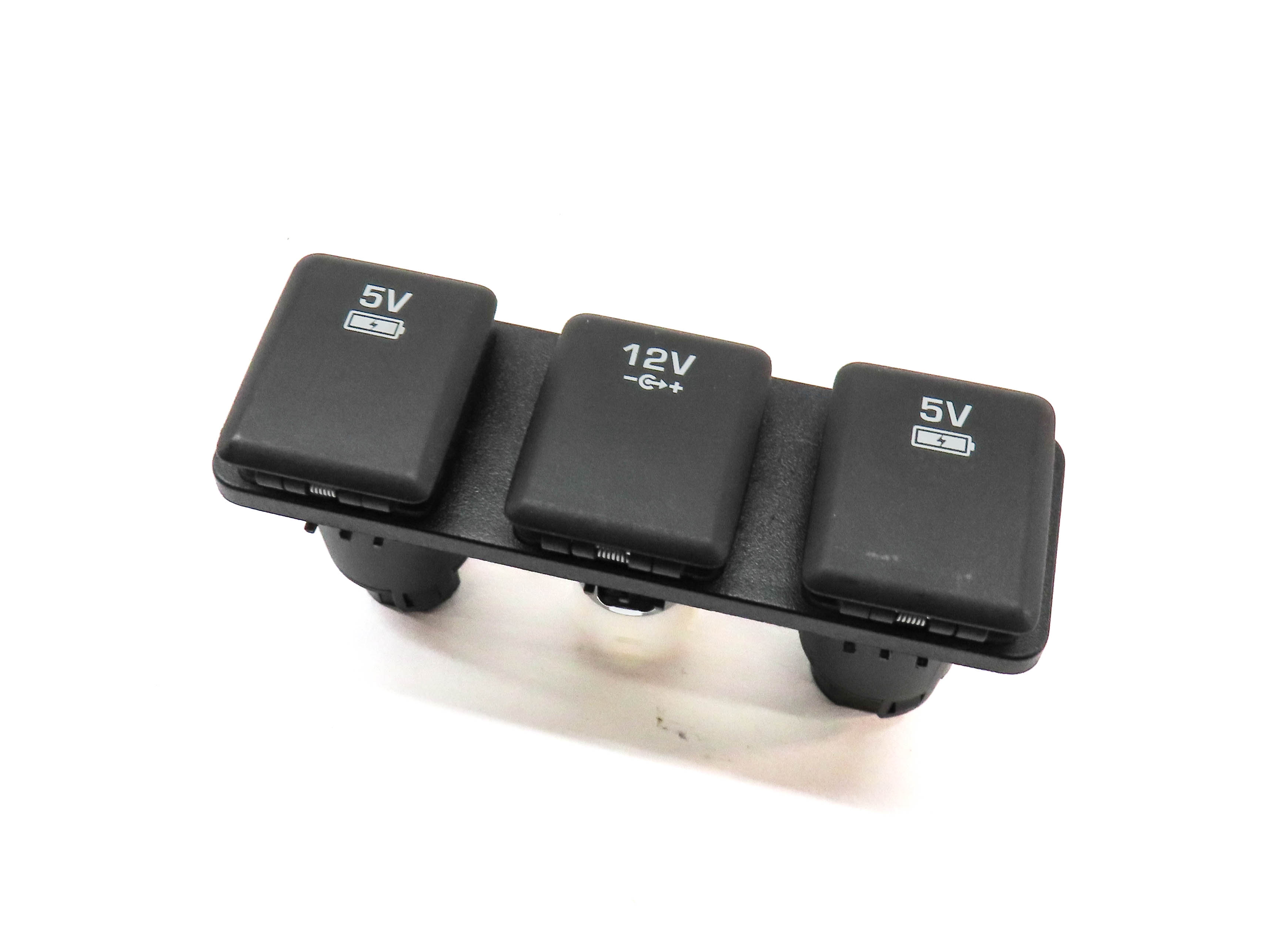2017 LAND ROVER DISCOVERY SPORT (L550) 5V 12V VOLT POWER SOCKET CHARGE PANEL — exact item pictured